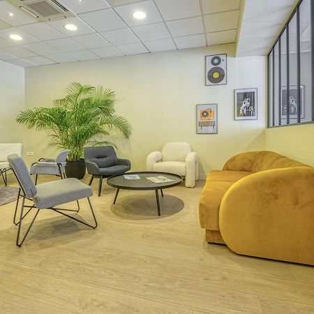 Hotel Ibis Cholet Exterior foto